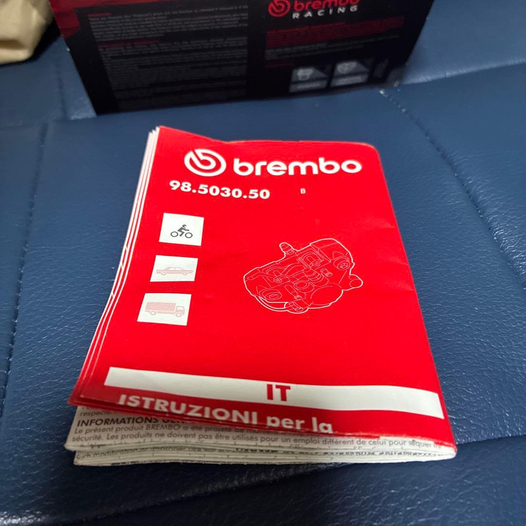 ブレンボ　カニキャリパー　チタンカラー　新品未使用