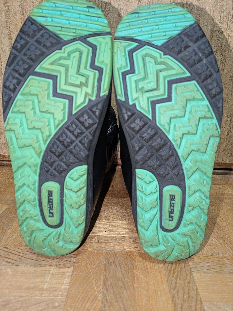 【美品】BUZRUN スノーボードブーツ BOAシステム 28.0cm 状態良好