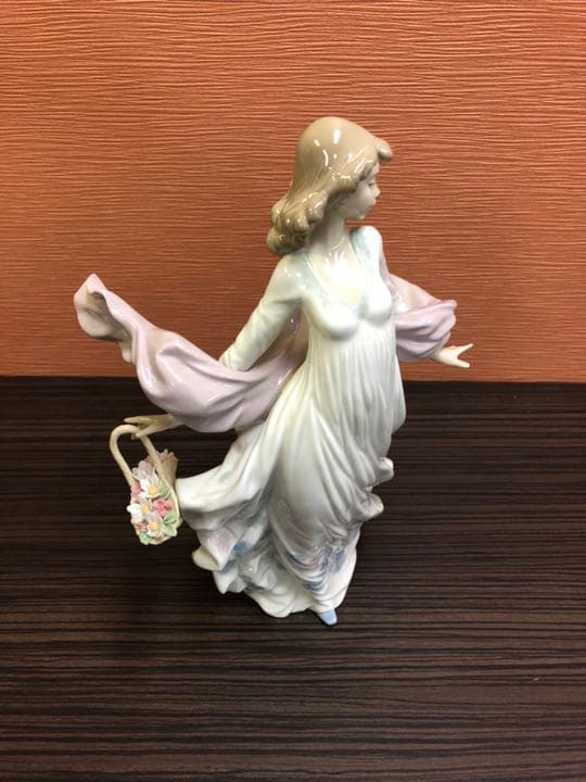 リヤドロ 春の輝き