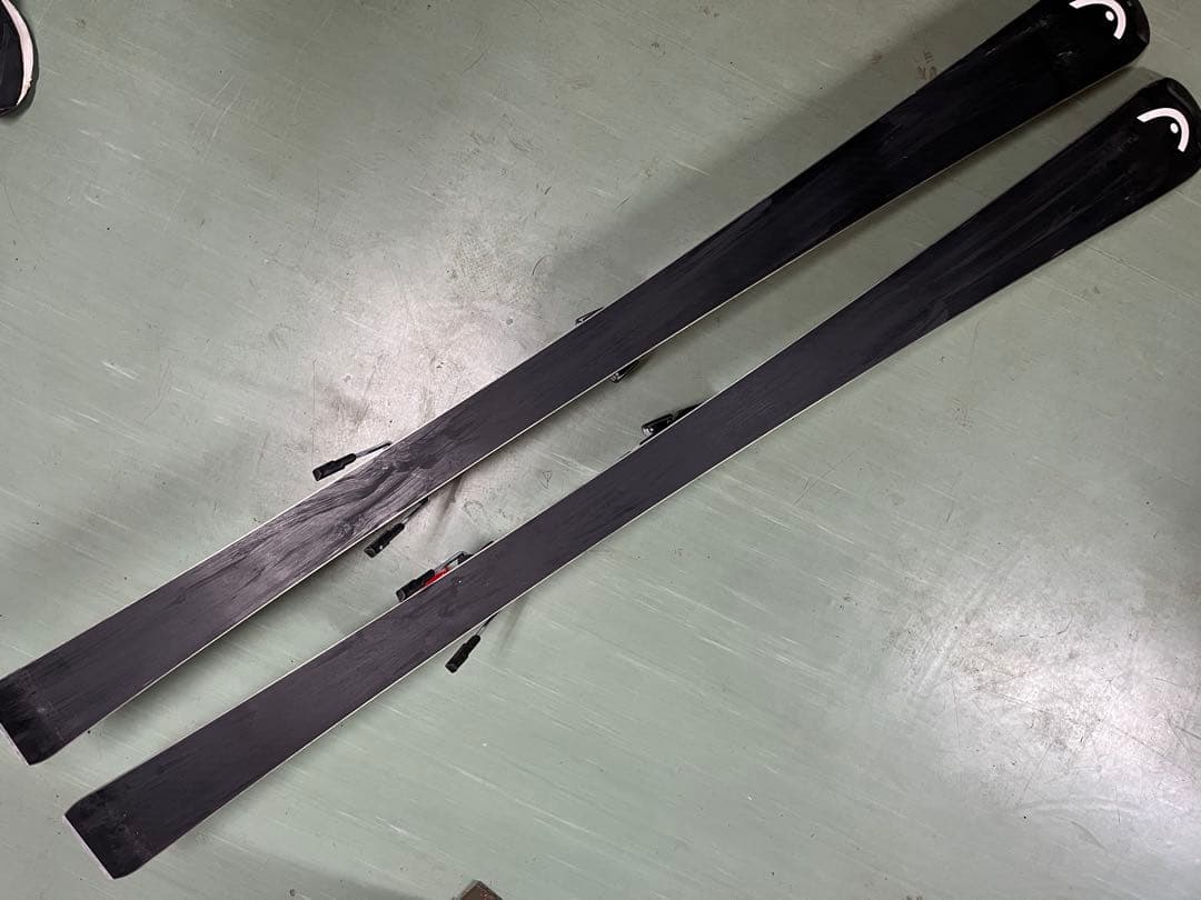 HEAD競技用SL 146cm R11.0m & SWIX SL用パンチガード黒