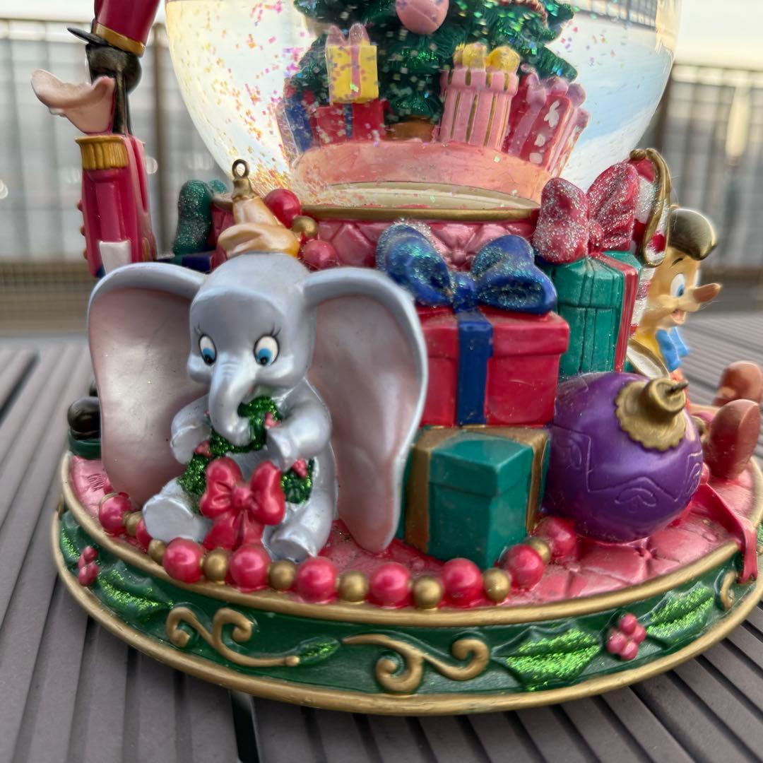 ディズニーミッキーピノキオ白雪姫ダンボアリス　スノー　グローブ　オルゴール