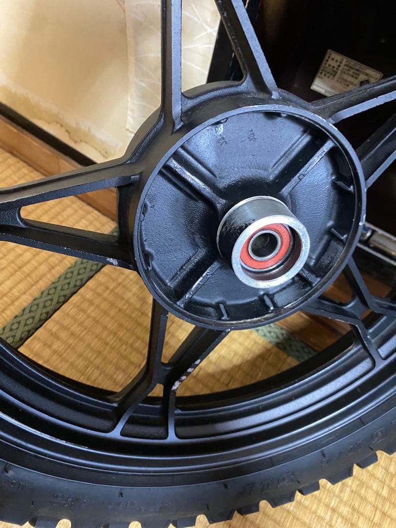 GN125H 前後ブロックタイヤ　チューブ等
