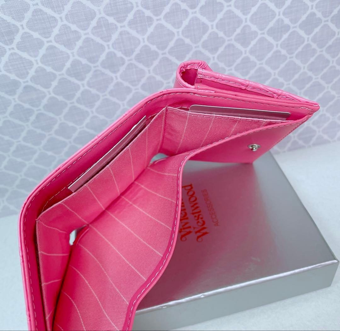 新作【内柄も素敵☆最新】Vivienne Westwood 三折財布 ピンク