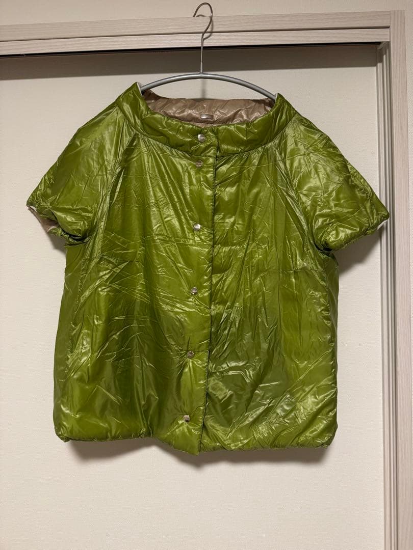 ヘルノ　リバーシブルダウンベスト