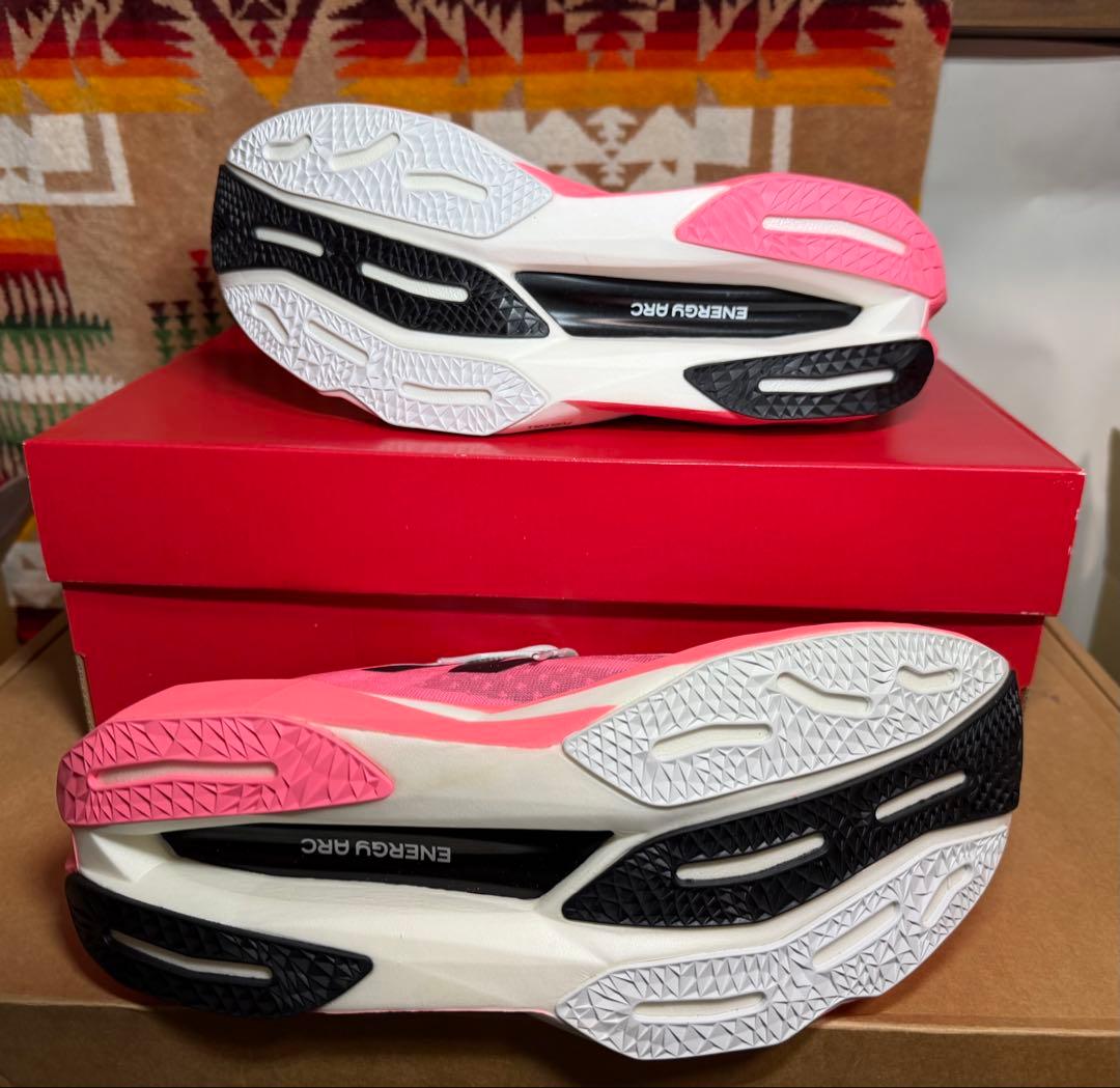 靴 New Balance SuperComp Elite V4