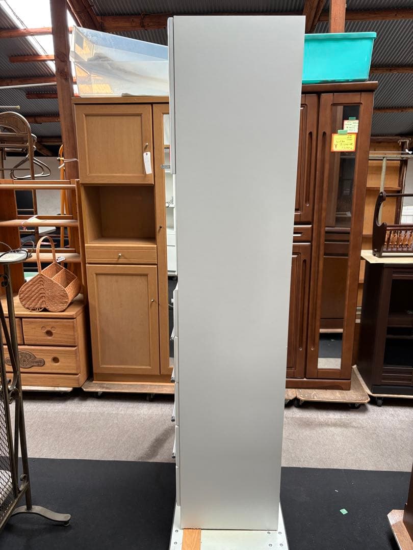 近藤産業　ランドリーバスルーム　横幅59.5㎝　奥行40㎝　高さ180㎝