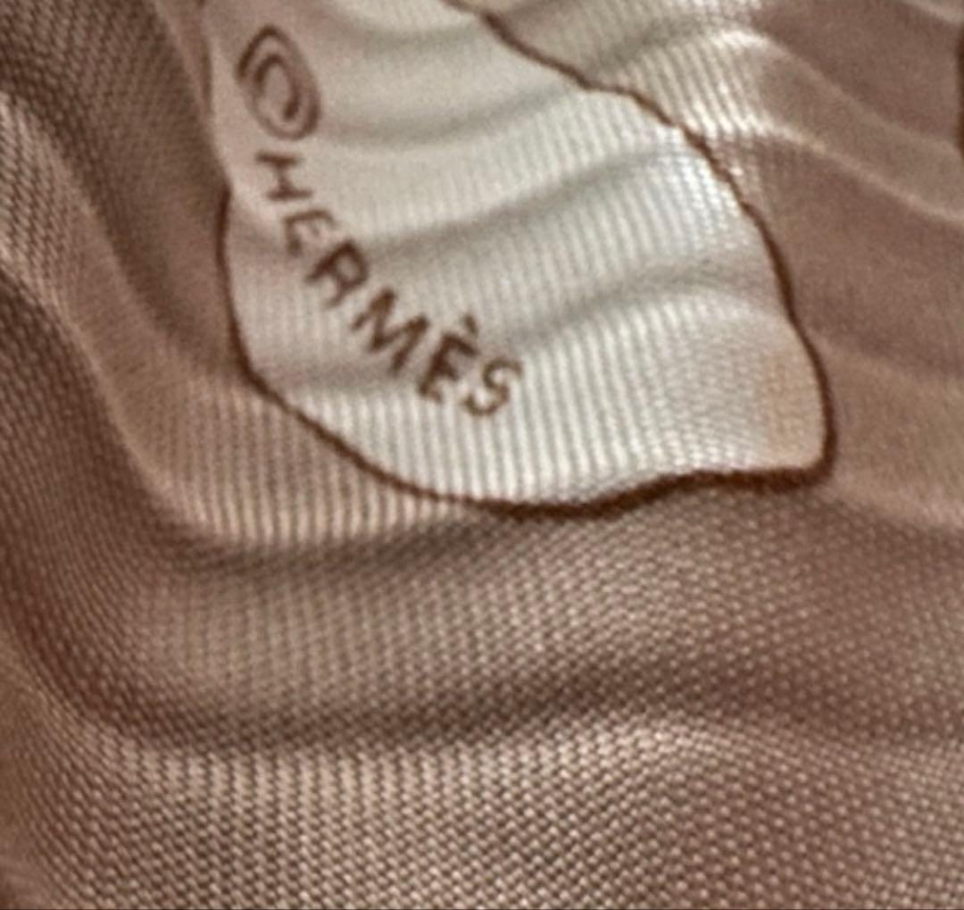 【超美品】HERMES エルメスプリーツ　カレ90スカーフ　フラワー