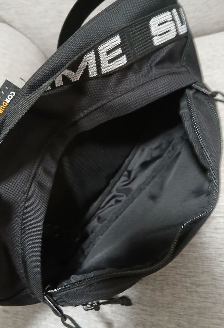 Supreme　斜めがけ　美品