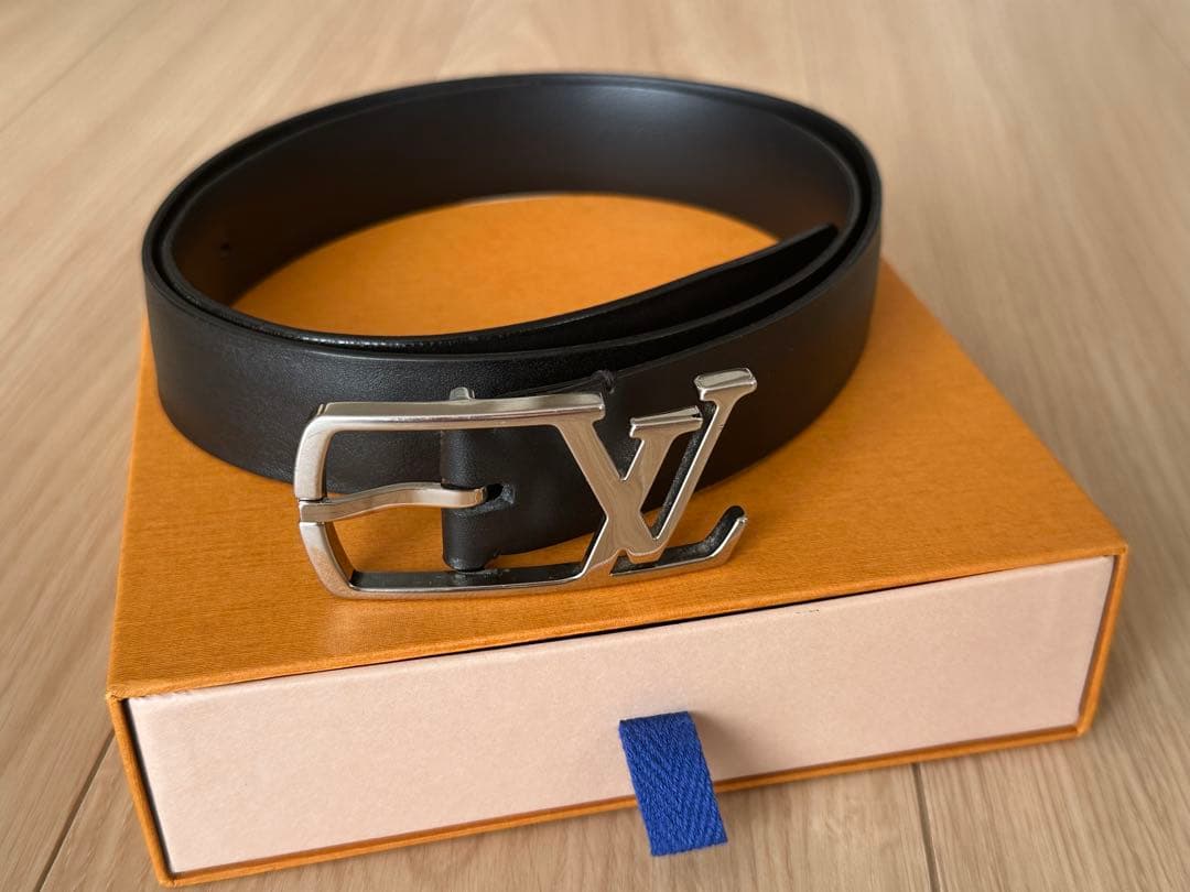 LOUIS VUITTON ブラックレザーベルト 85
