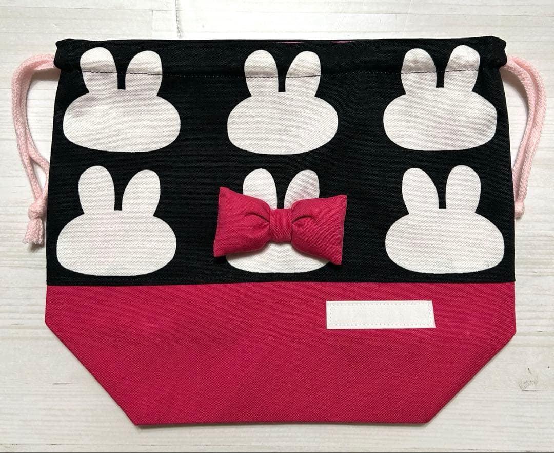 ぶぅちゃん　ショルダー付レッスンバッグ　巾着　マットシューズバッグお弁当袋