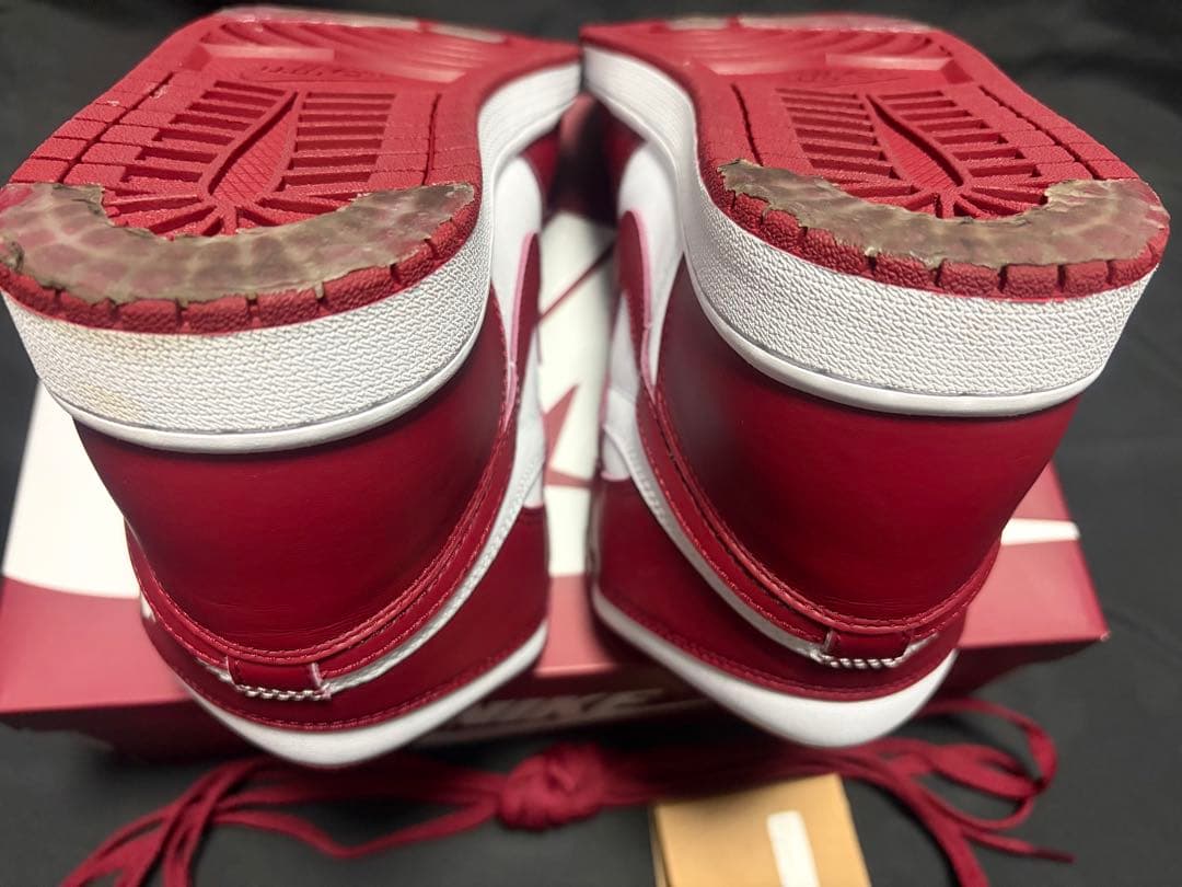 中古　Nike Air Jordan 1 High\"Artisanal Red\"