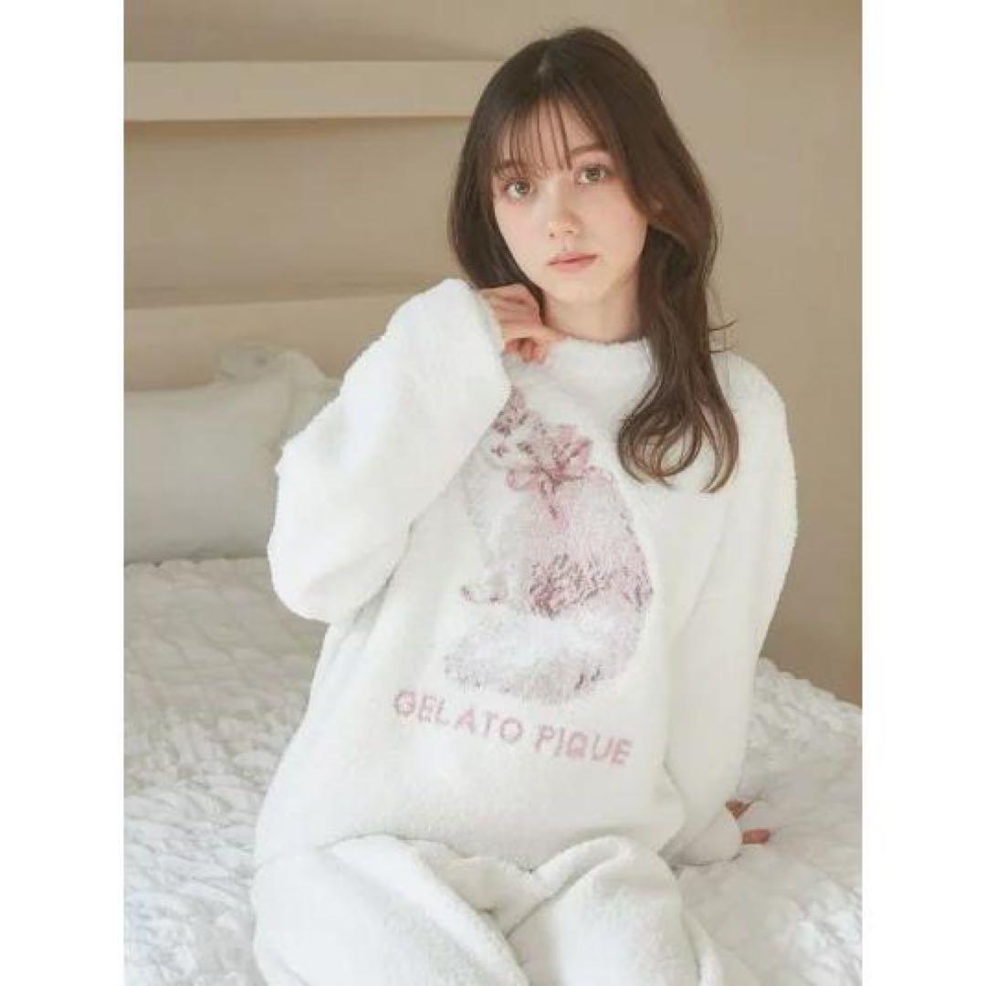 【新品タグ付き】ジェラートピケ ベビモコCATジャガードプルオーバー ホワイト