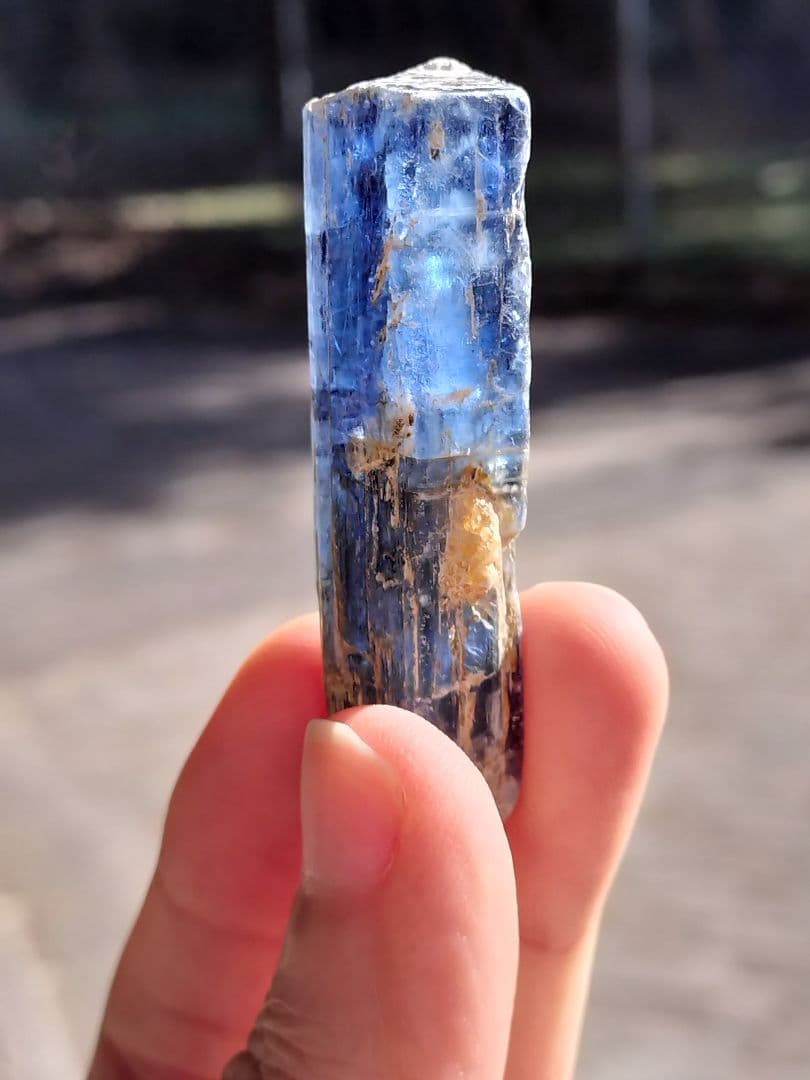 【早いもの勝ち超特価】ヒマラヤカイヤナイト原石