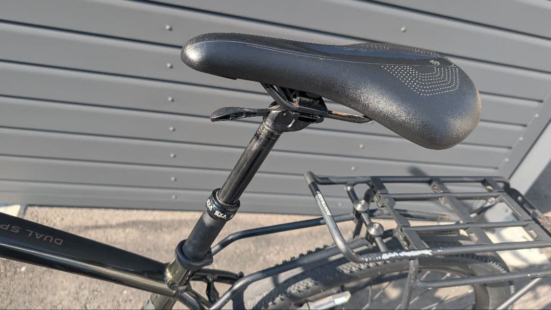 TREK DUAL SPORT 3 GEN 5　　11月25日まで値引きトレック