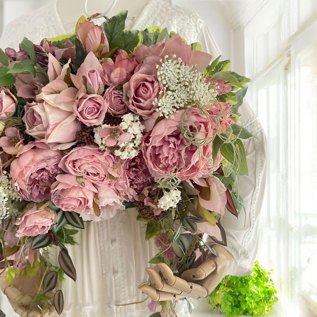 ロココ調ピンクローズのアーチ型特大リース〈光触媒・1点もの〉薔薇のリース