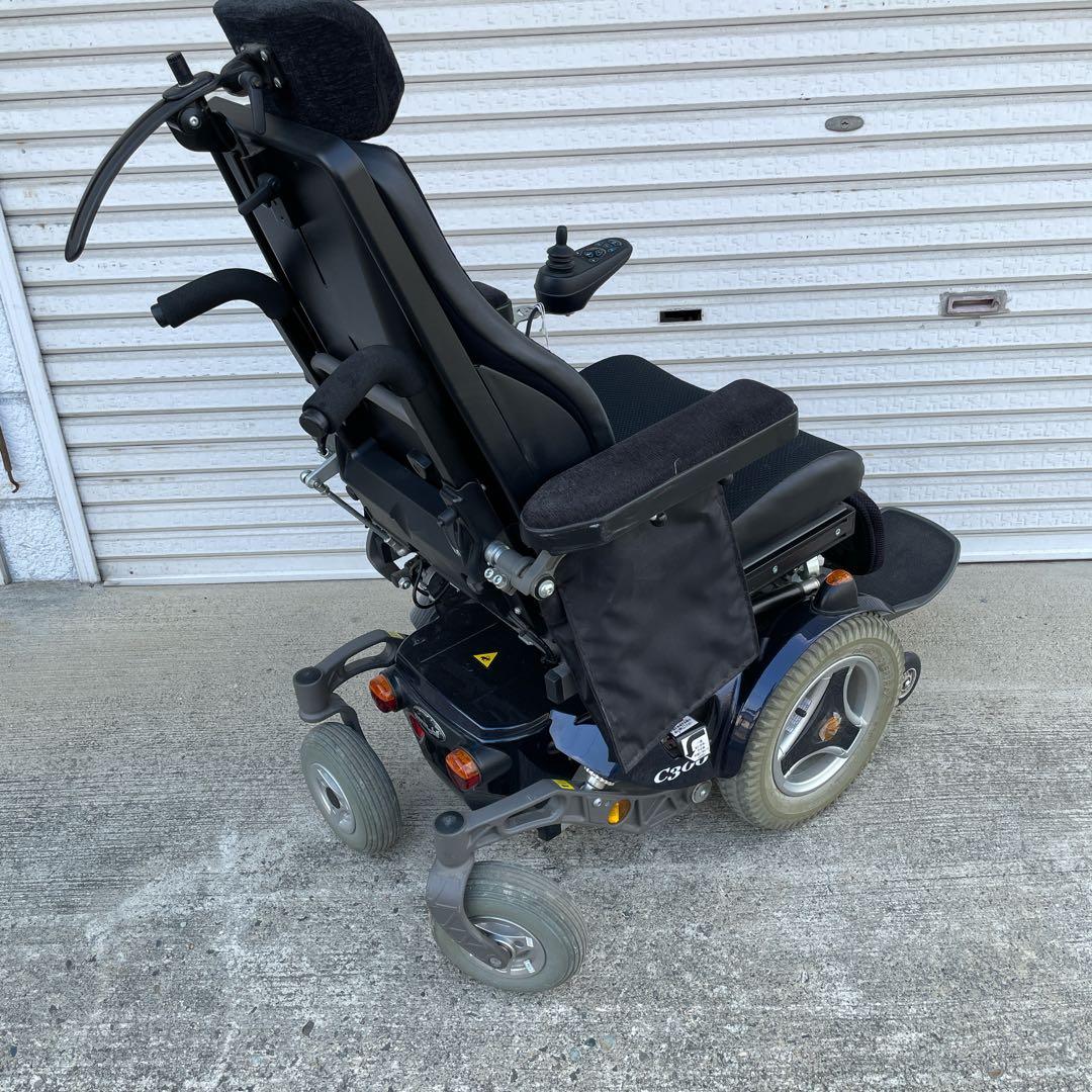 【ペルモビール】電動車椅子 C300 前輪駆動