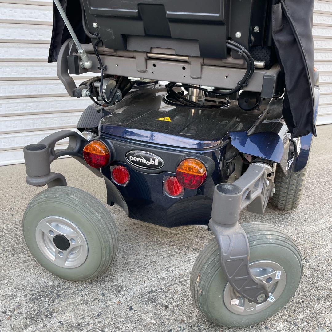 【ペルモビール】電動車椅子 C300 前輪駆動