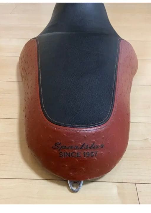 ハーレースポーツスター04年以降シート