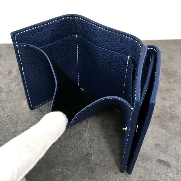 送料込み！ 未使用品 SAINT LAURENT コンパウトウォレット 526