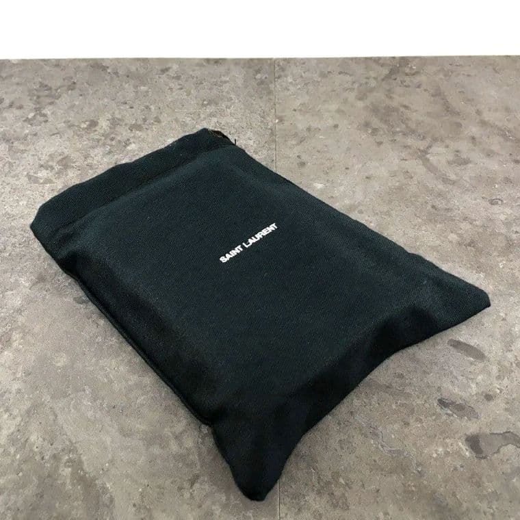 送料込み！ 未使用品 SAINT LAURENT コンパウトウォレット 526
