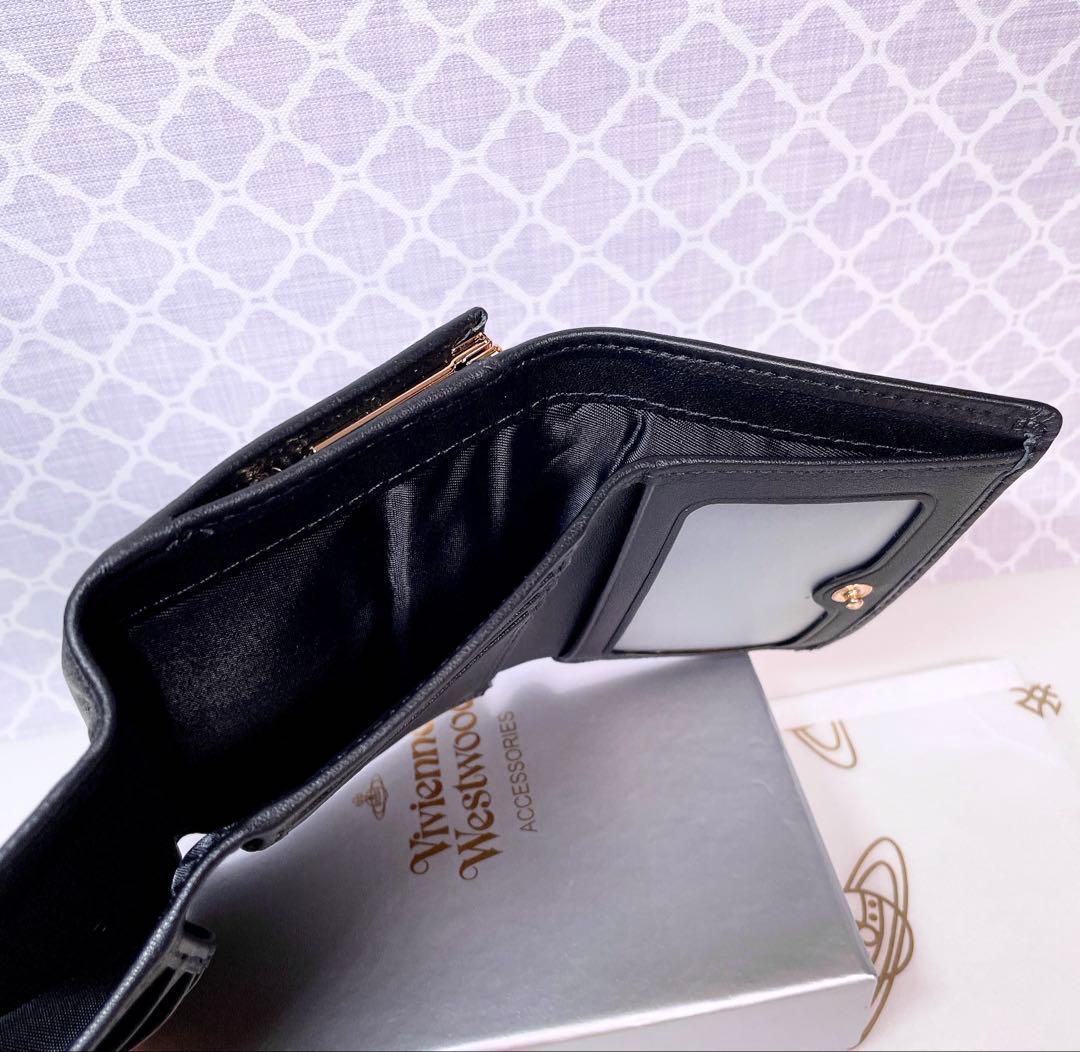 【素敵✨️ショッパー付】新品 ヴィヴィアン・ウエストウッド 三折財布 スムース黒