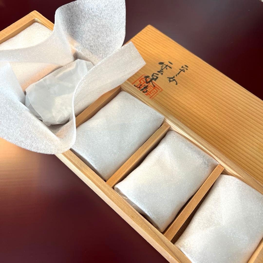 ー京焼 清水焼ー 【希少】 名工 加藤雲泉作 染付　赤絵鯰箸置き揃　縁起物