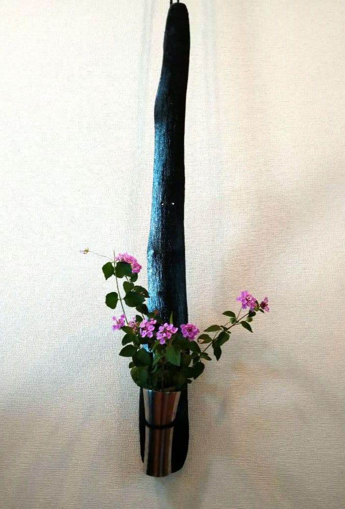 ♥花瓶・オブジェ・インテリア♥７７cm特大⬛壁掛け・反ブラック飾り台グラス付