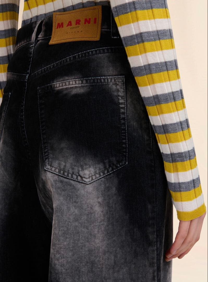 MARNI ブラック フロッキー加工デニムジーンズ