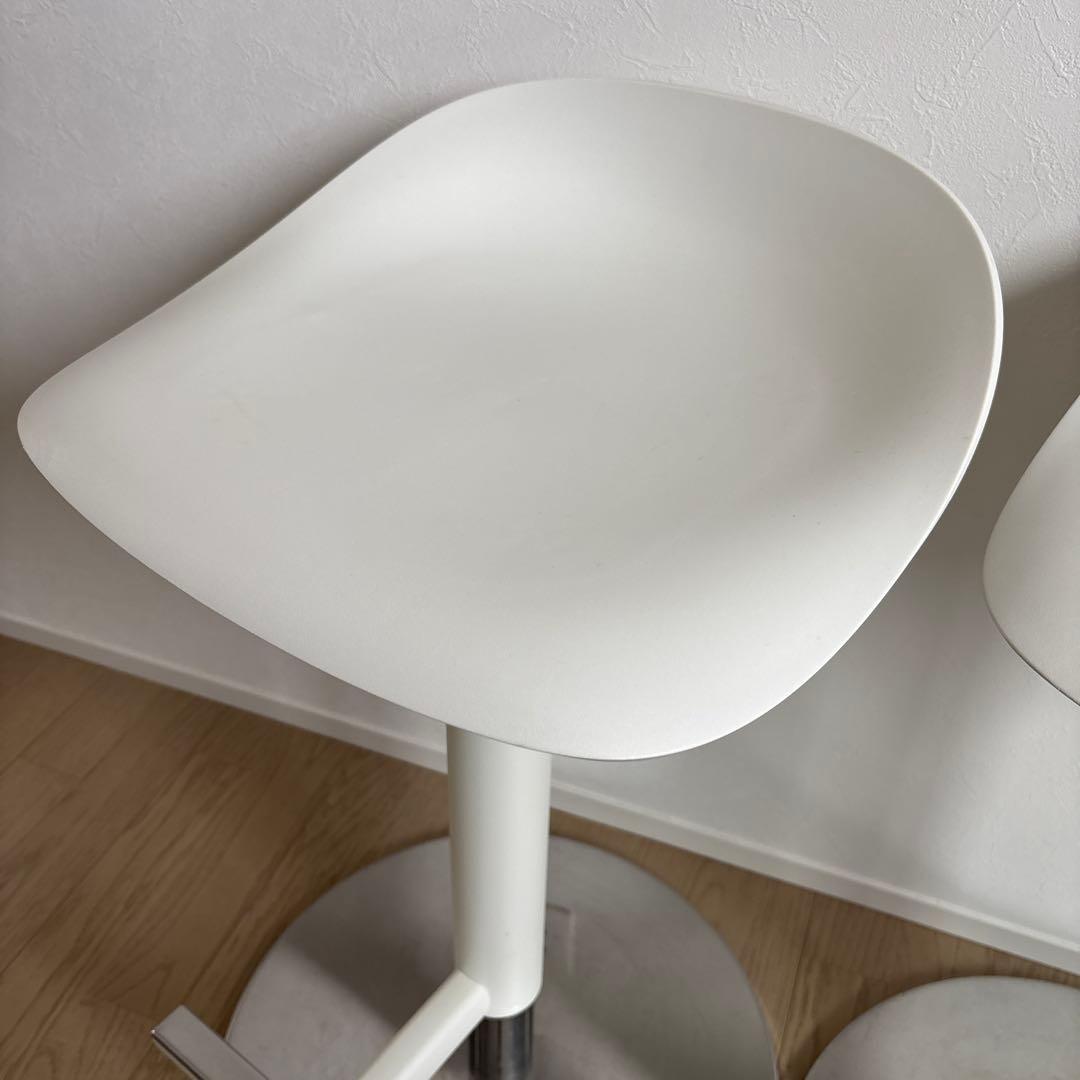 IKEA ヤニンゲ　2脚セット