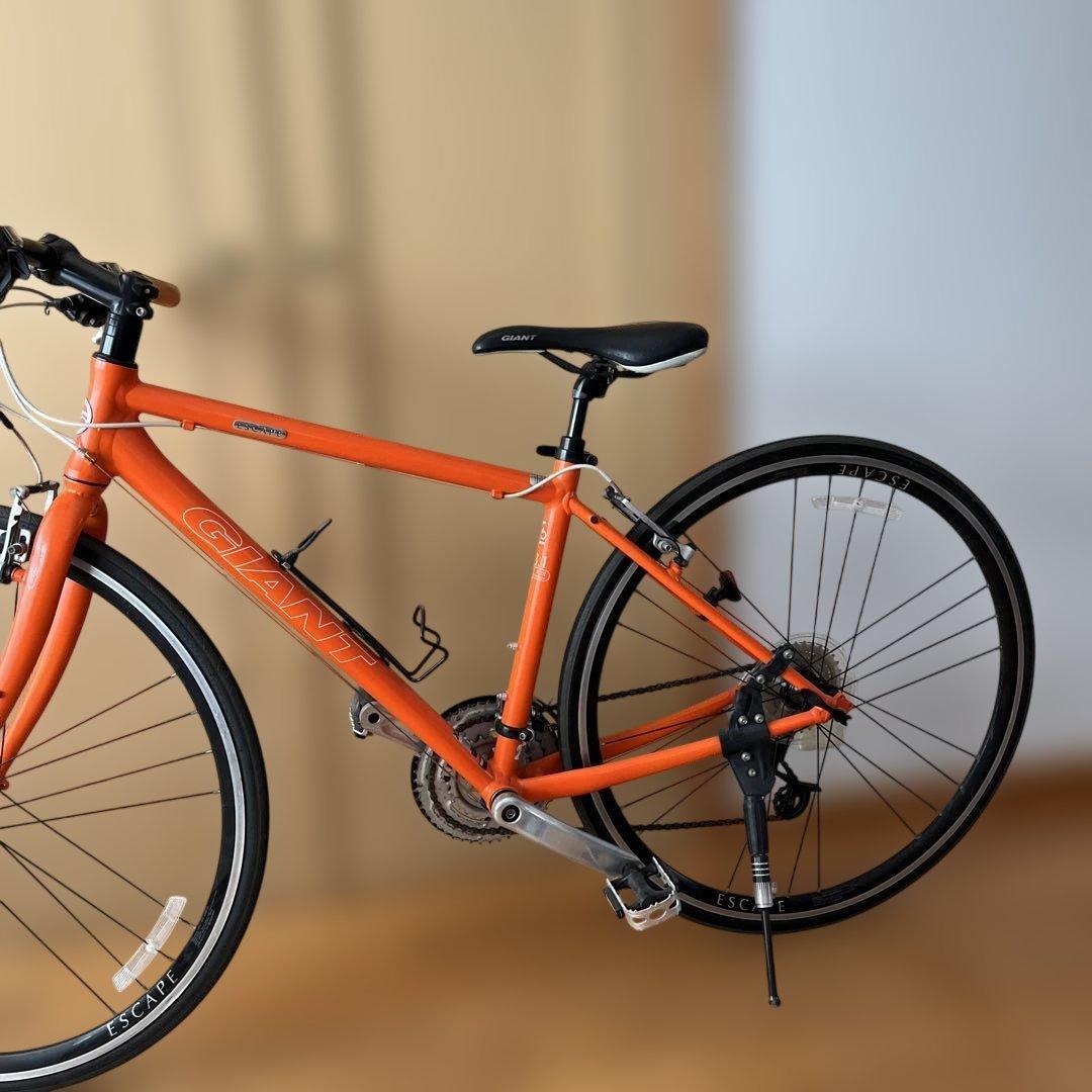 ロードバイク　GIANT ESCAPE R3.1（430）