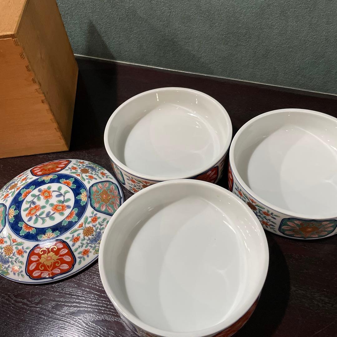 有田焼　其泉　三段重