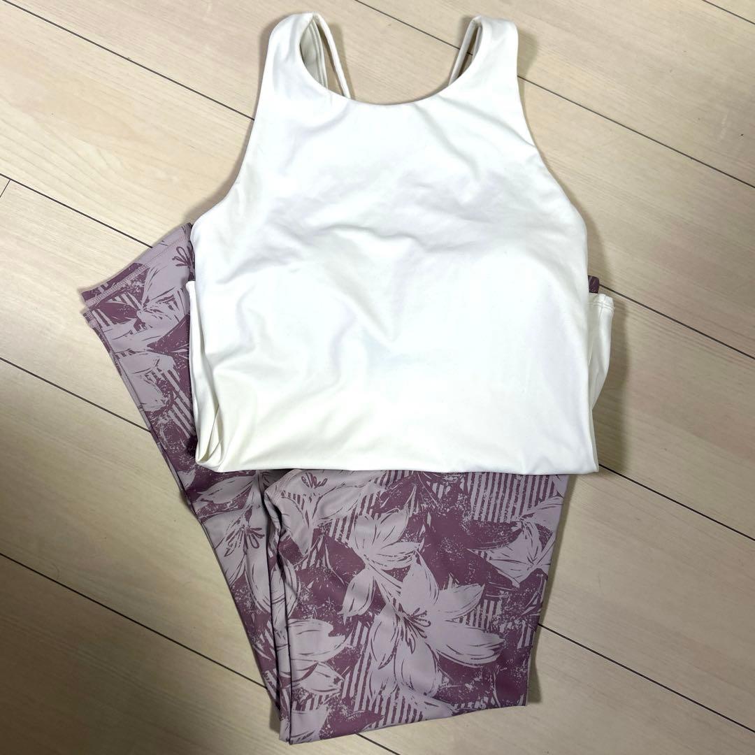 新品未使用☆SUKALA ☆ヨガ☆L☆タンクトップ&レギンスセット☆ピンク