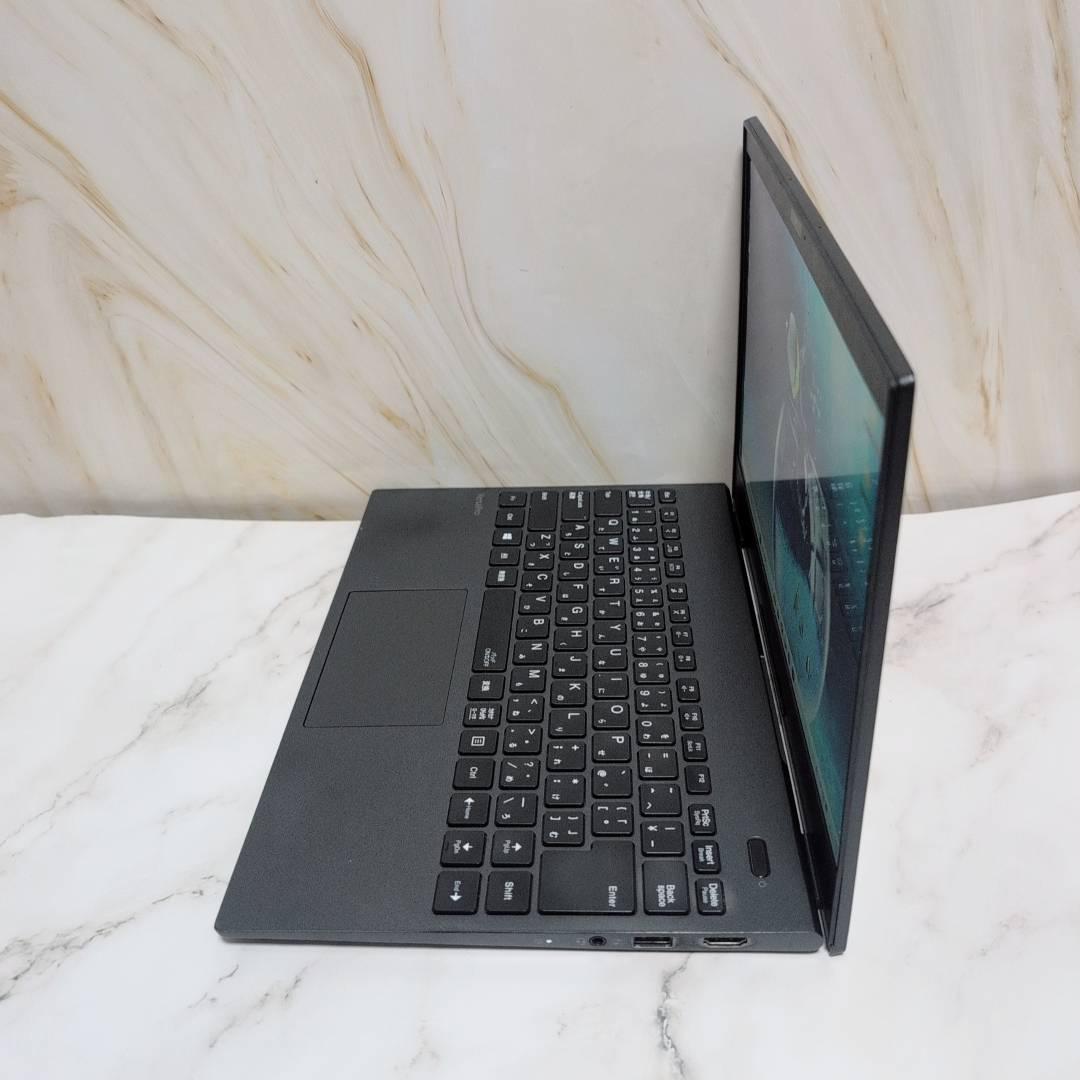 起動OK！★第10世代★ Corei7 16GB 超軽量870g