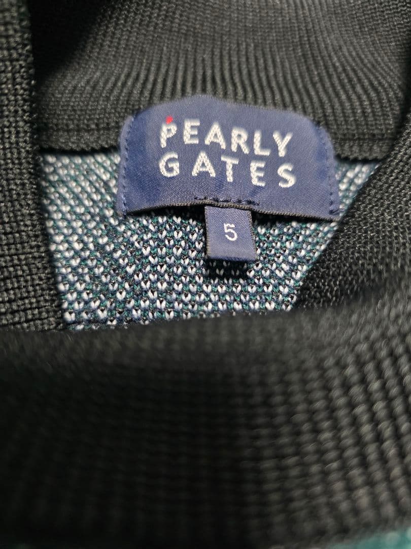 お値下げしました!新品同様PEARLY GATES 落書きシリーズセーター５