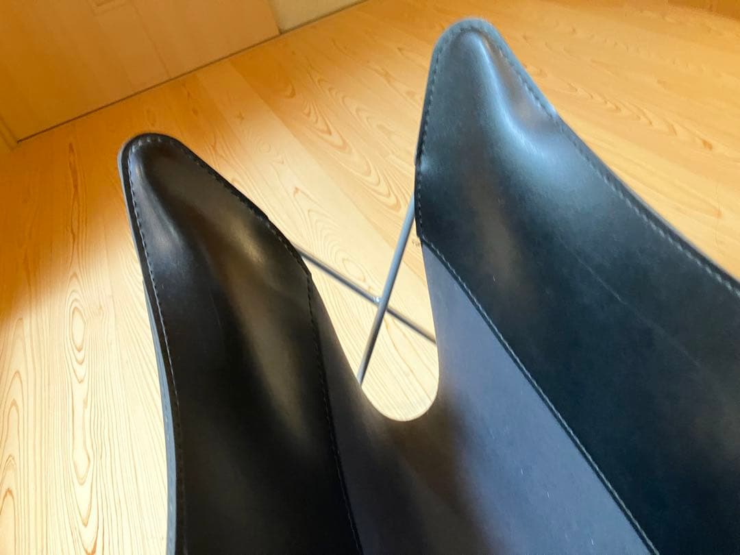 カリモク　karimoku マガジンラック　本革　レザー　BKF バタフライ