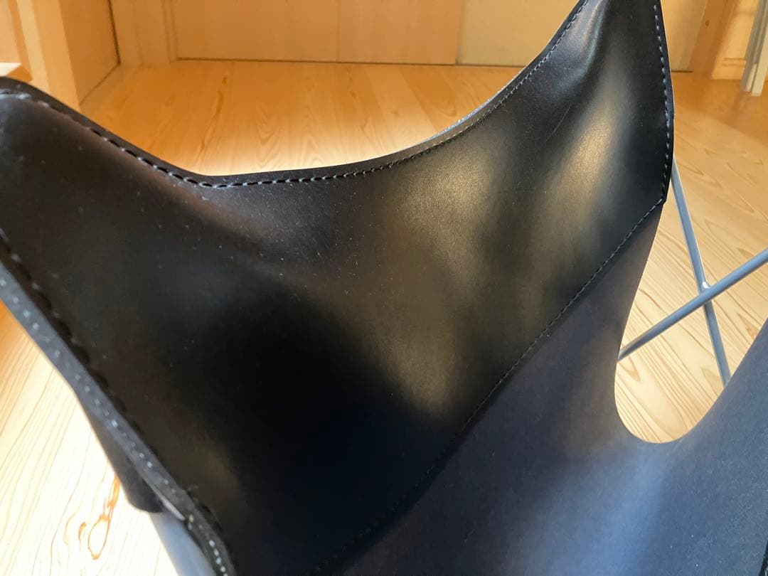 カリモク　karimoku マガジンラック　本革　レザー　BKF バタフライ