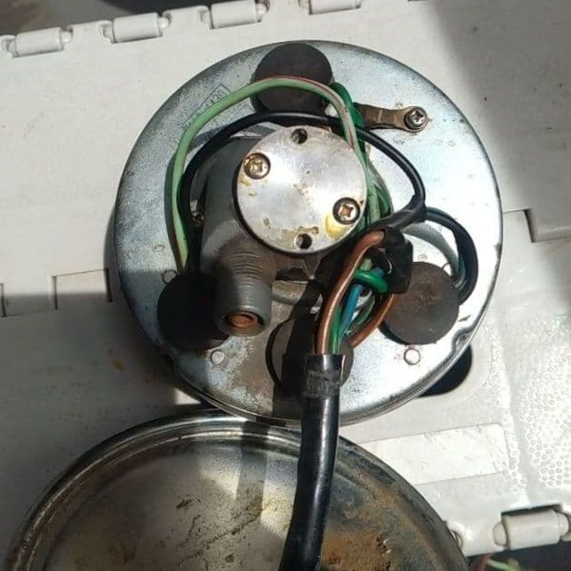 さっしぃ〜 CB750KI タコメーター　レストアベース