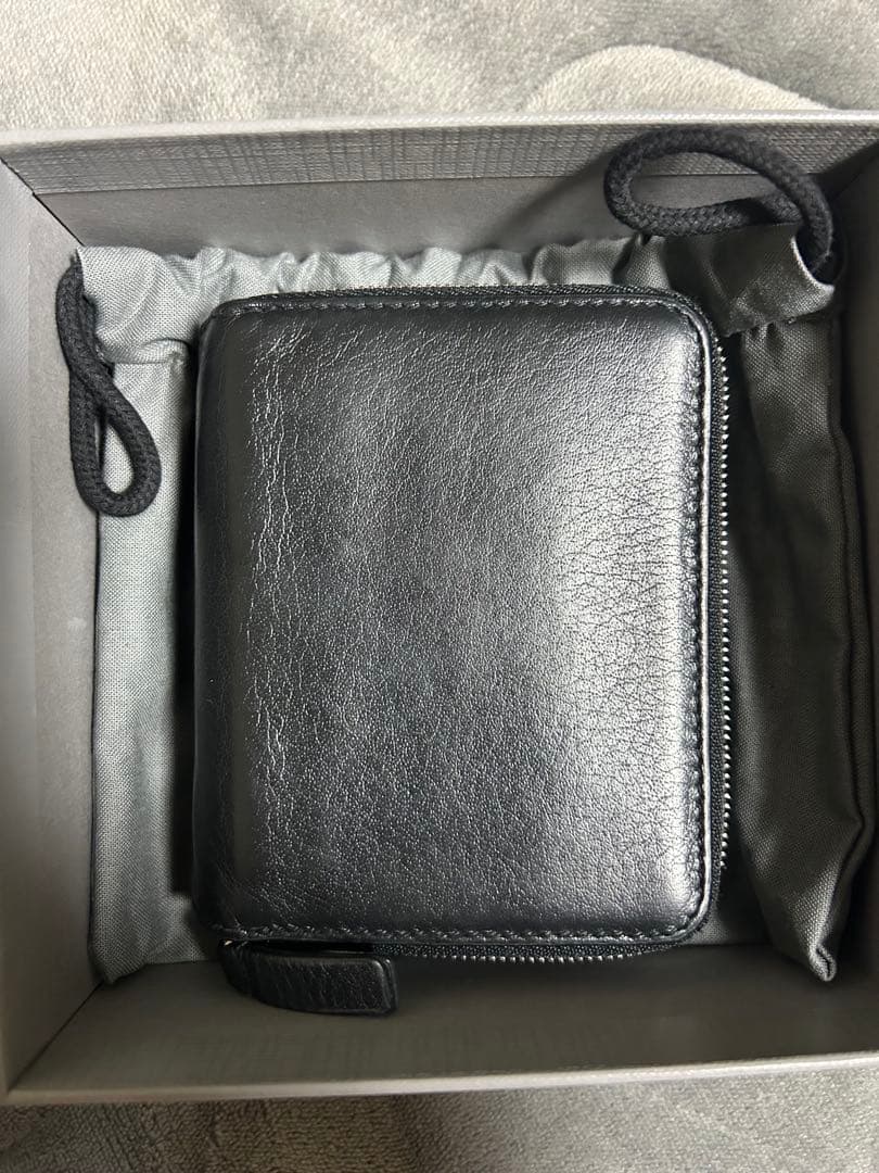 バレンシアガ　財布　ジップウォレット