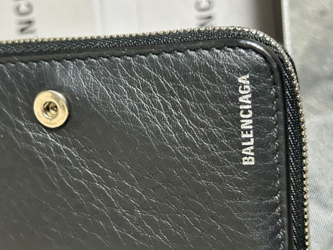 バレンシアガ　財布　ジップウォレット