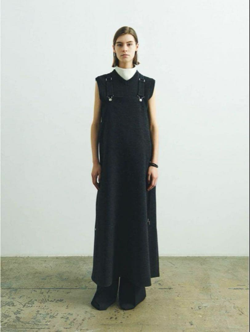 美品【THE RERACS】ジャンパースカートサロペットワンピース　ブラック