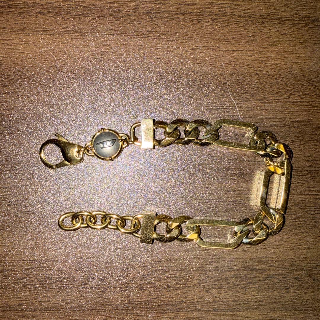 DIESEL ゴールドチェーンブレスレット