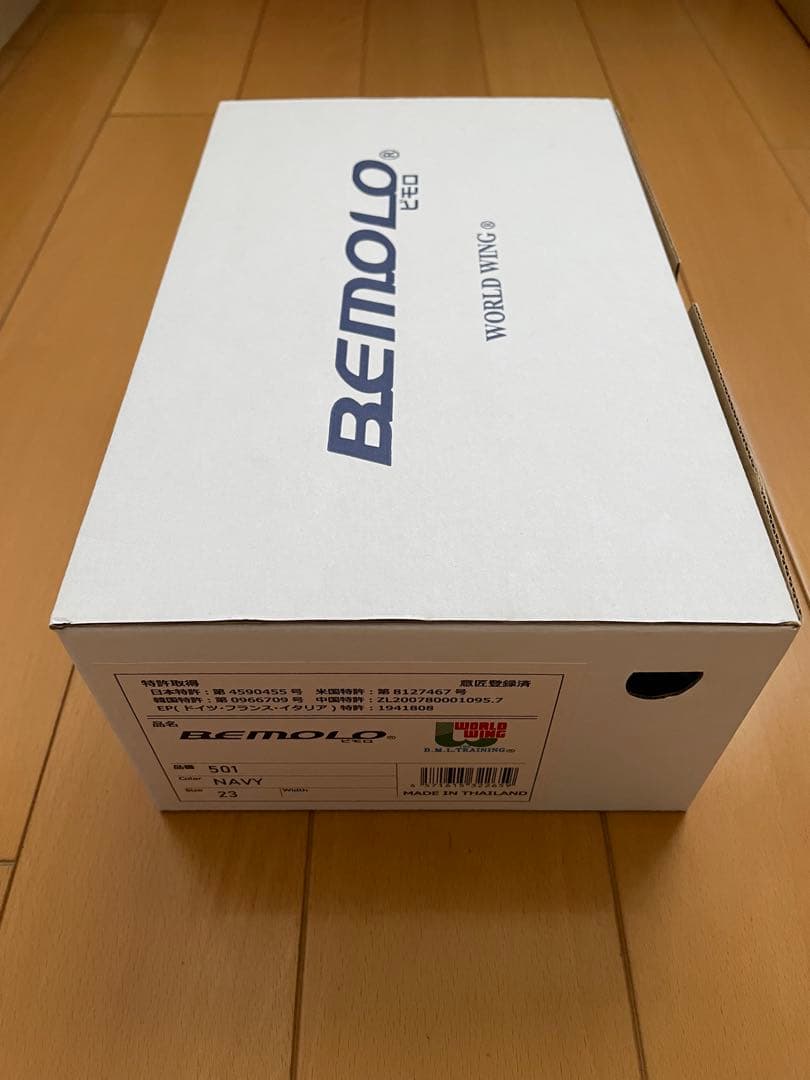 【新品タグ付き】ビモロシューズ　23cm