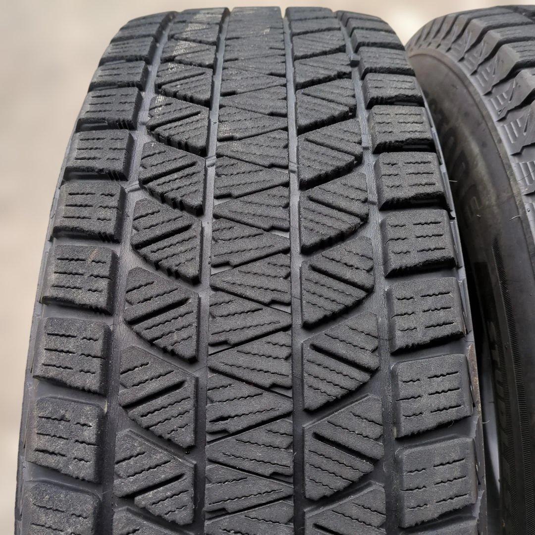 215/70R16 送料込み 2本 BLIZZAK DM-V3