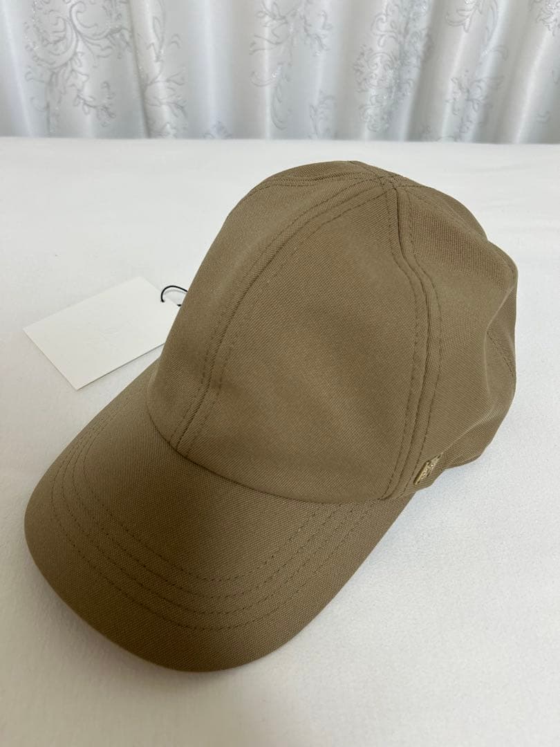 新品未使用 試着のみtotême カーキベージュ キャップ