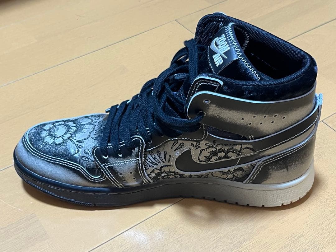 靴 Nike Air Jordan 1 \"Dia De Muertos\"