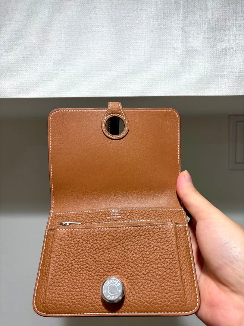 エルメス　ドゴンコンパクト　完全新品未使用　ゴールド