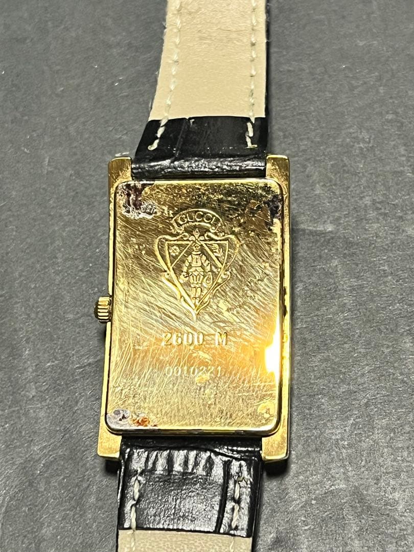 ★超希少モデル！GUCCI グッチ2600M ユニセックス腕時計　希少カラー稼働