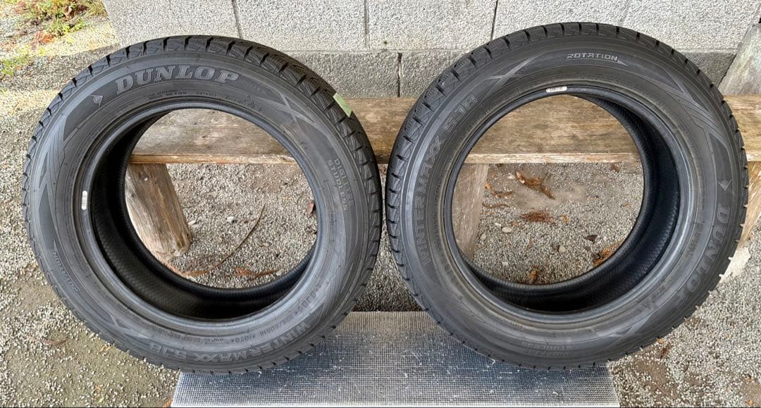 ① 235/60R18 ダンロップ　ウィンターマックスSJ8＋　2023年　2本