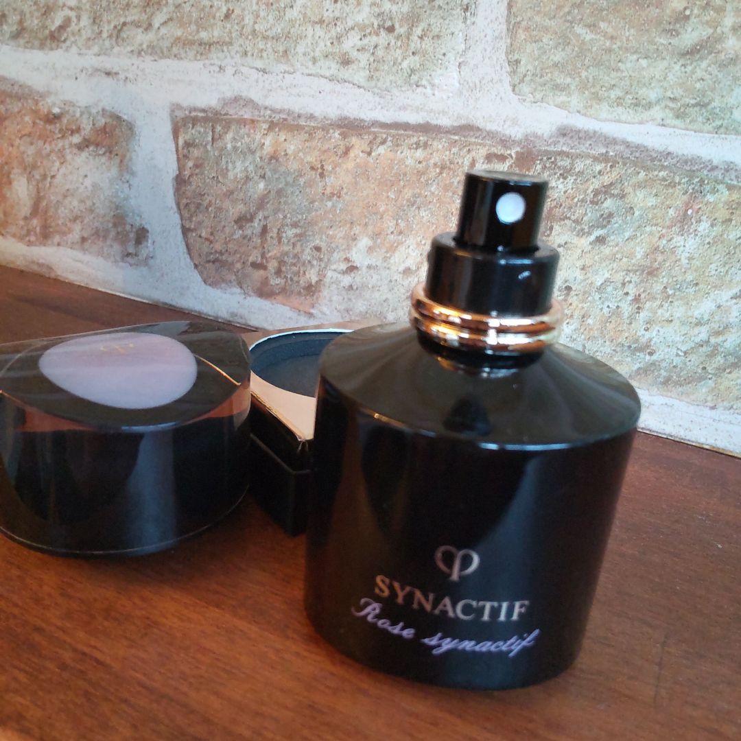 クレ・ド・ポー ボーテ ローズシナクティフ オードパルファム 50ml
