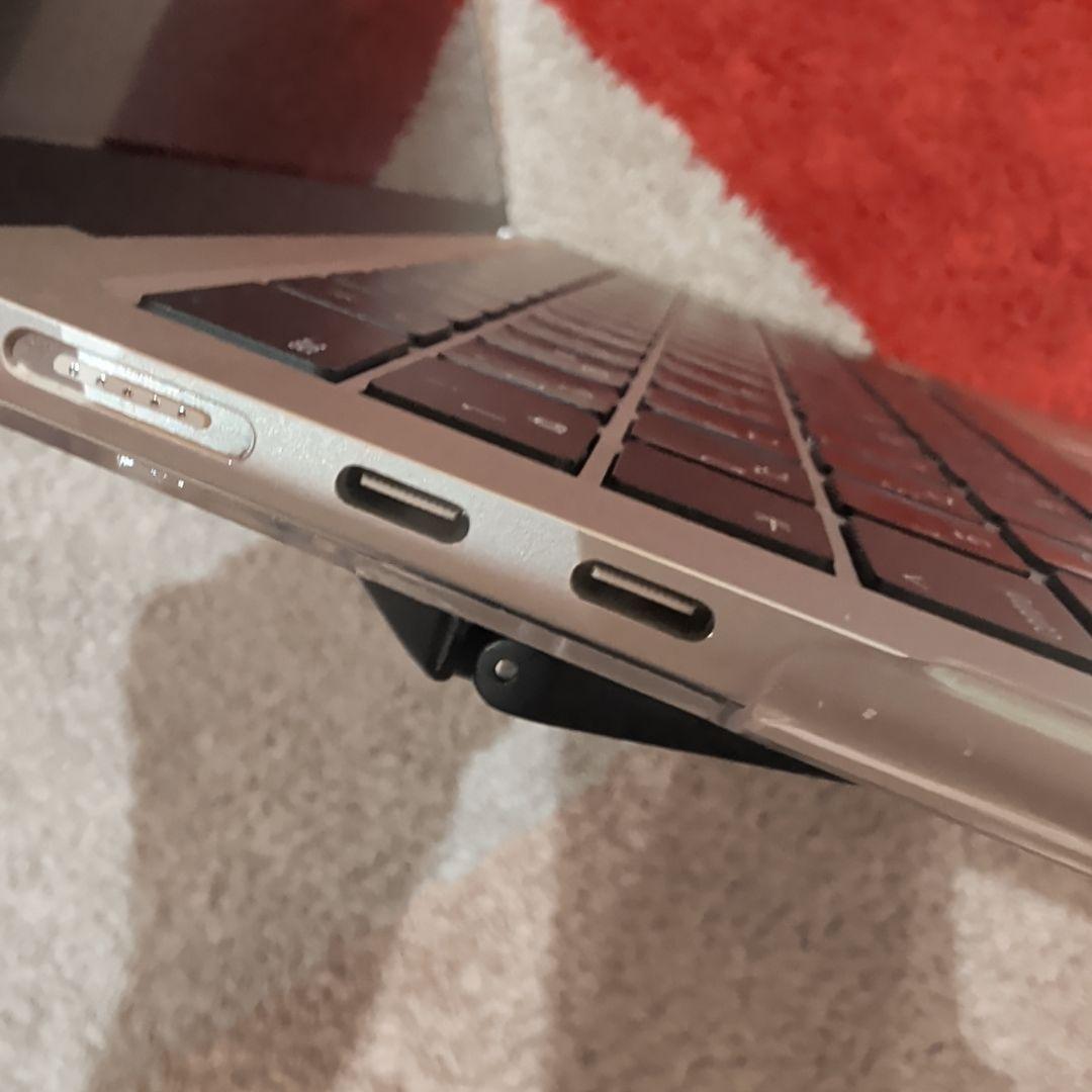 MacBook Air M2 スターライト 13.6インチ 8GB 256GB